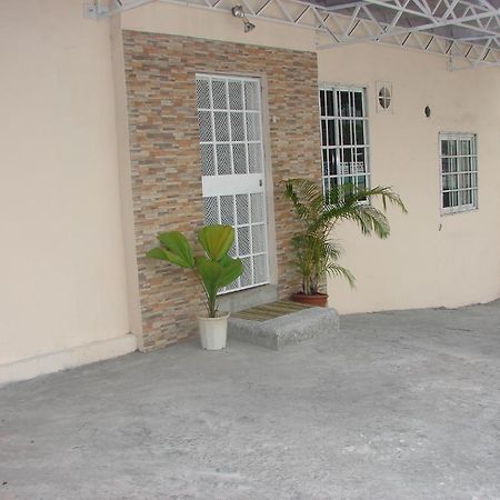Hostal Gemar Cidade do Panamá Exterior foto